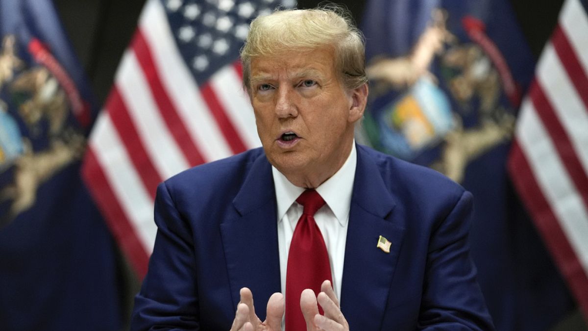 Trump: İsrail Gazze'de başlattığı işi bitirmeli ve bir an önce sonuca varmalı