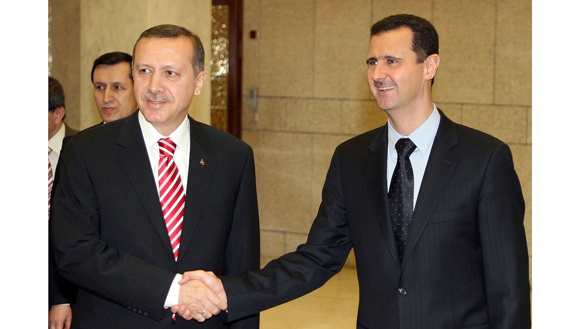 Cumhurbaşkanı Erdoğan: Suriye Devlet Başkanı Esad'la ailece görüşebiliriz