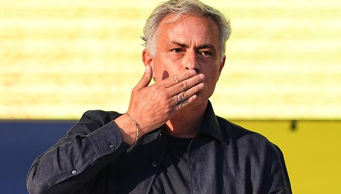 Jose Mourinho paylaşımı: 'Hadi, F.Bahçe'Fenerbahçe