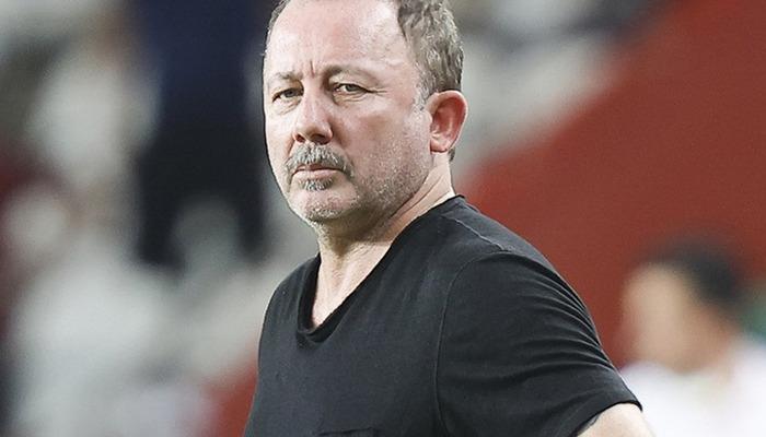 Sergen Yalçın, Oktay Derelioğlu'nun eski eşi Sezer Çakır ile düğüne geldi! "Kız arkadaşı mı?"
