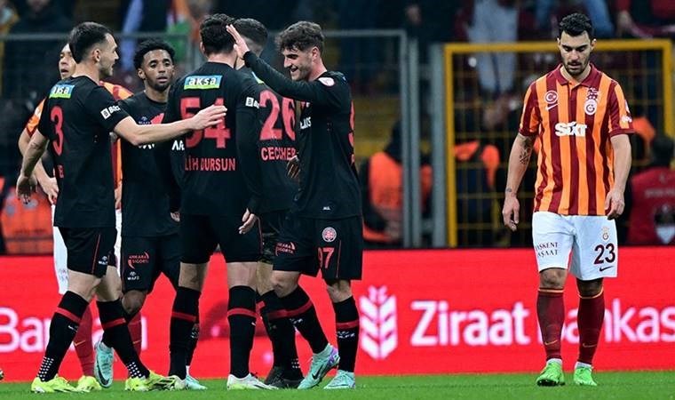 Spor muhabirleri Galatasaray - Fatih Karagümrük maçına ilişkin yorum yaptı: "Okan Buruk yönetimindeki en kötü maç"