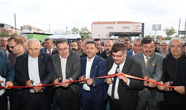 Nevşehir Belediye Başkanı Rasim Arı, çeşitli mahallelerde yeni açılan işyerlerini ziyaret ederek açılış törenlerine katıldı - GÜNDEM