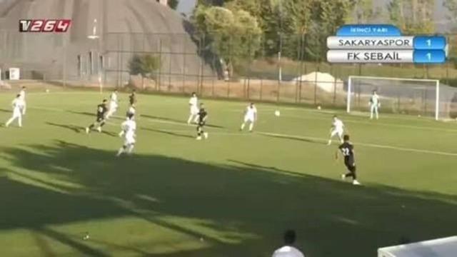 Sakaryaspor ve Sebail FK Hazırlık Mücadelesi Saha Karışıklığı ile Sonlandı