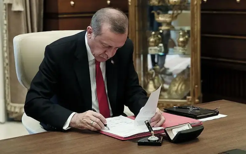 Erdoğan Onayıyla Resmi Gazete'de Son Dakika Atama ve Görevden Alma Kararları